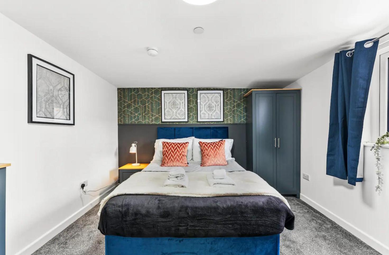 Apartment A Stylish Luxury 2 Bedroom Duplex